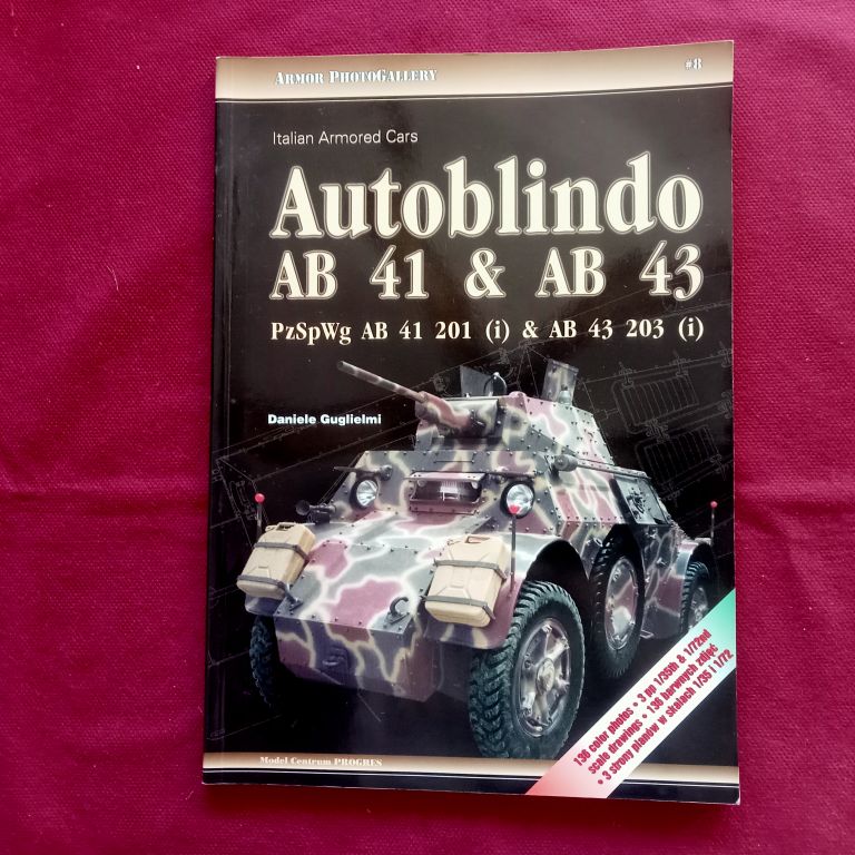 n°8 Italian Armored Cars Autoblindo AB 41 & AB 43